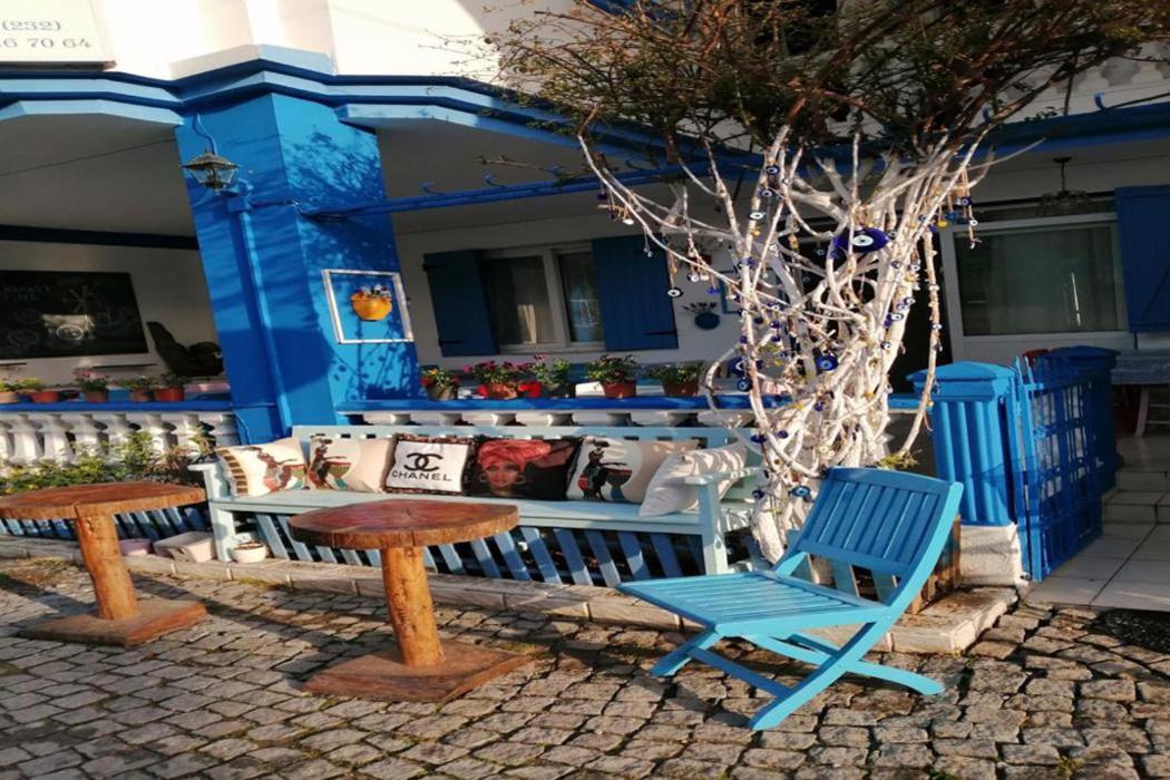 Beyaz Ev Hotel Alacati Exterior photo