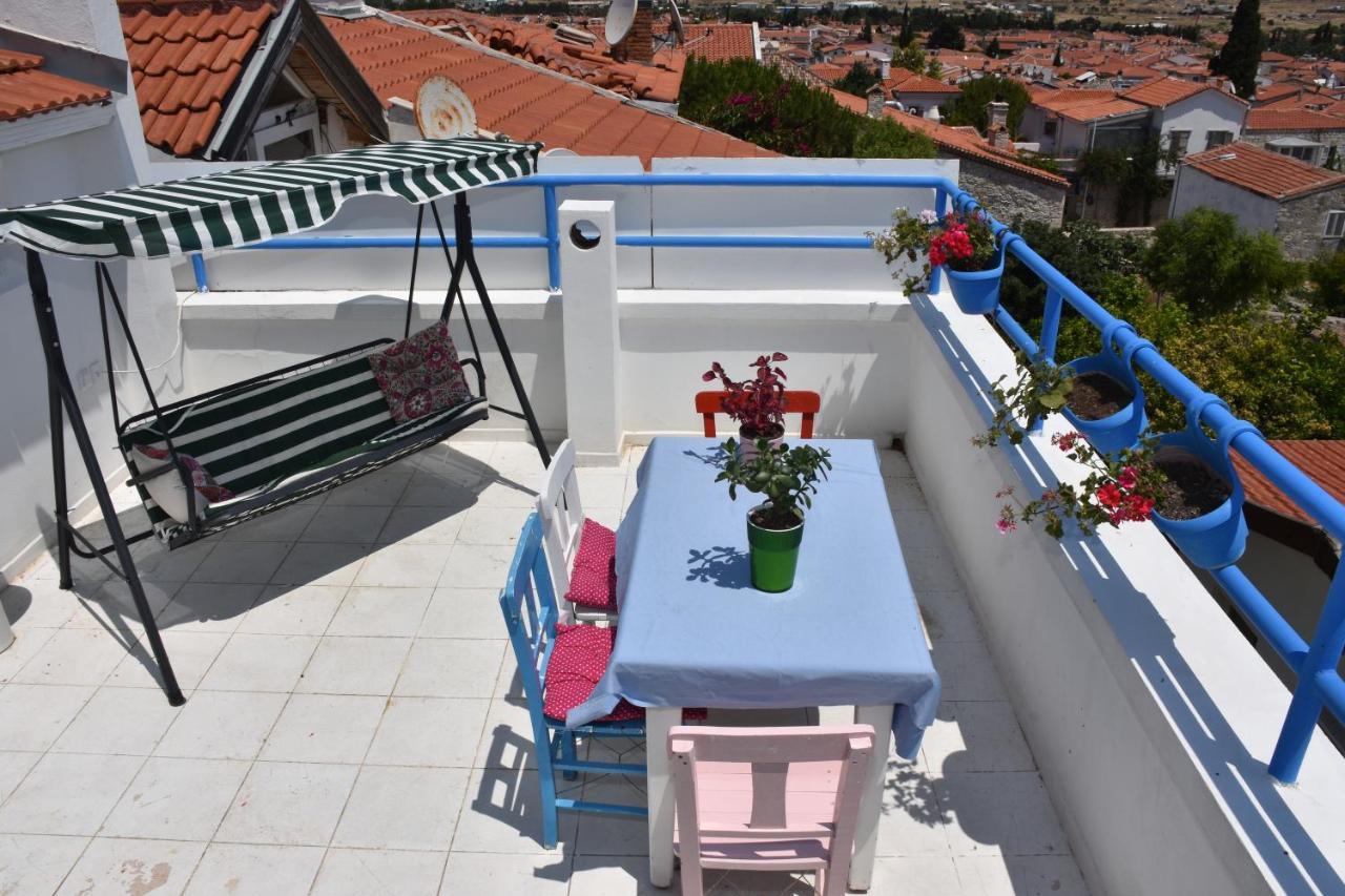 Beyaz Ev Hotel Alacati Exterior photo